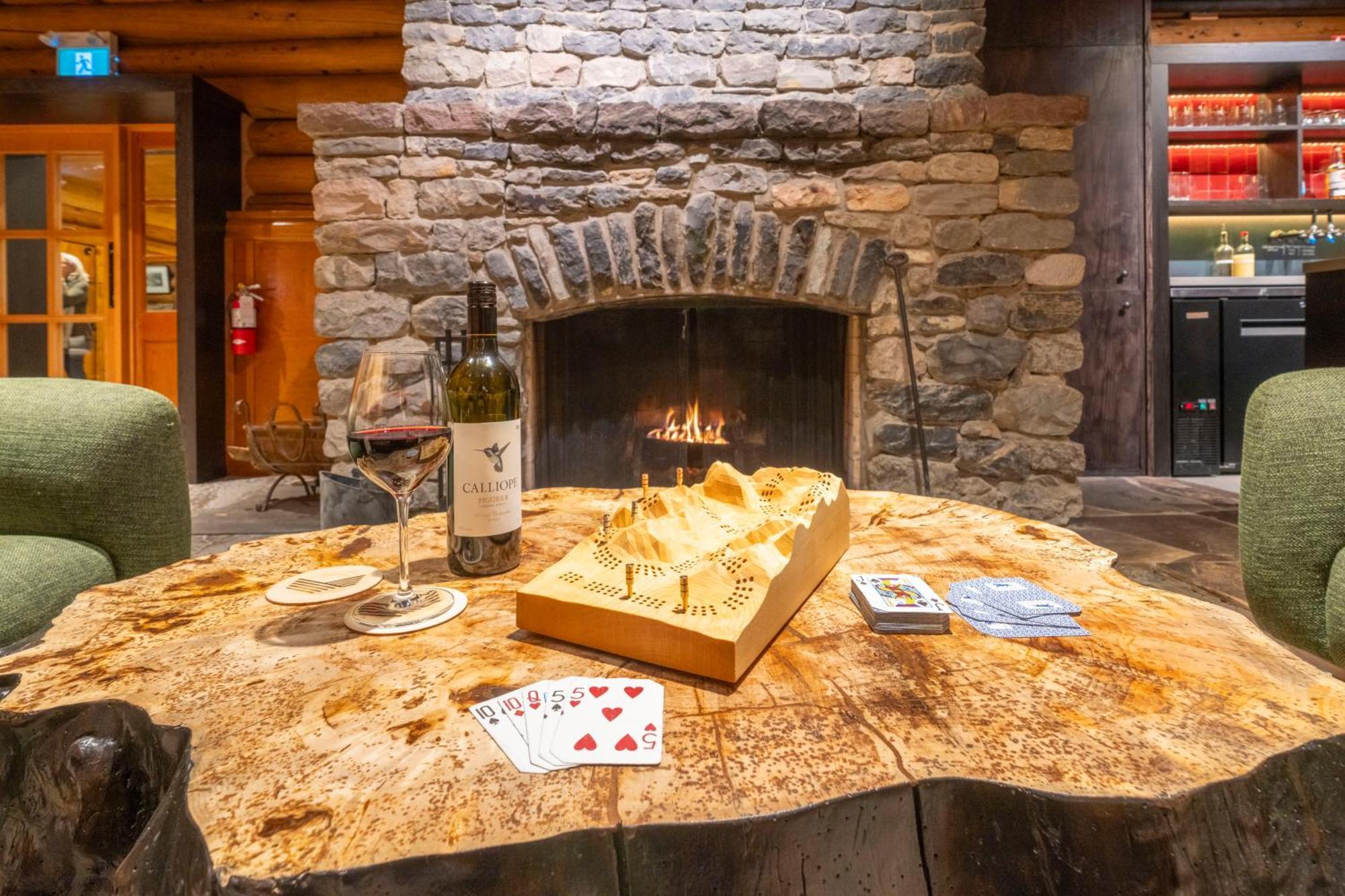 The Lodge At Bow Lake Lake Louise Buitenkant foto